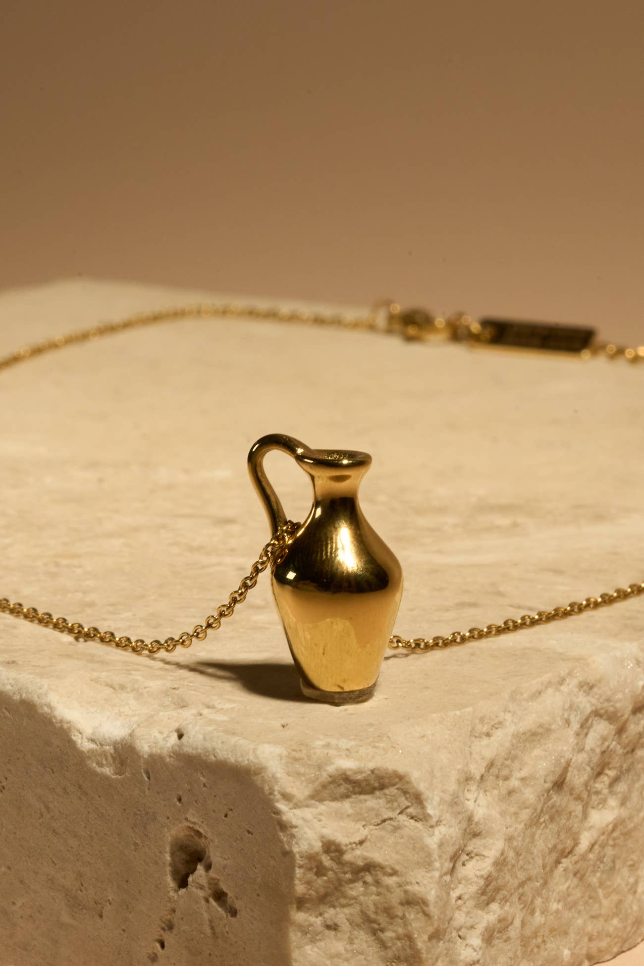 Pitcher This Necklace - 18K Gold Plated